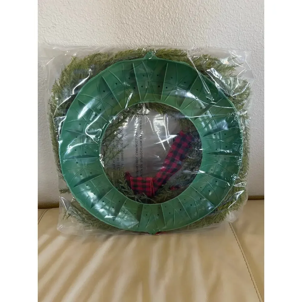New Christmas Wreath, Artificial Large Wreath with Pine Cone Red Berry